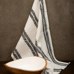 Large Wooden Salad Bowl with 2 Kitchen Towels - 100 % Cotton - Ivory / Black